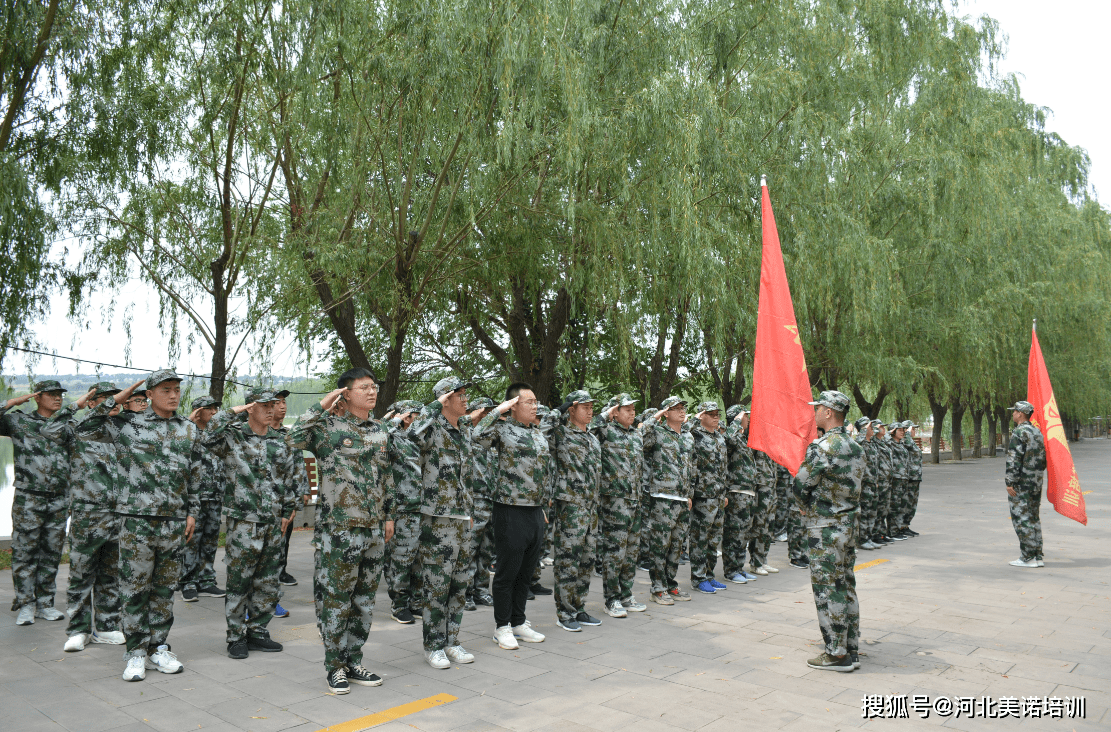 探索美好：CF点亮图标，激发心灵的愉悦与成就感